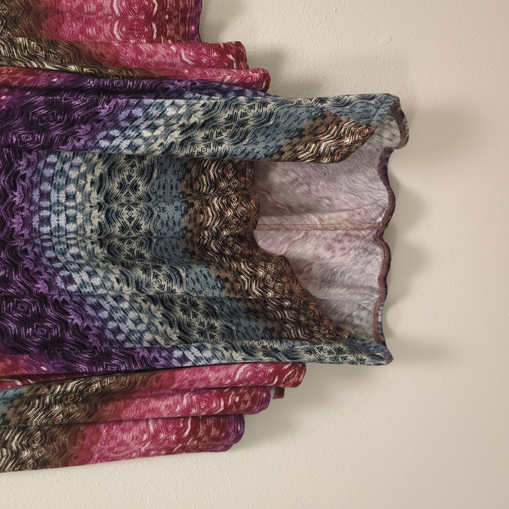 Stylish Democracy Plus Size Top - Stunning Asymmetric Multicolor Chevron Design - Picture 8 of 14